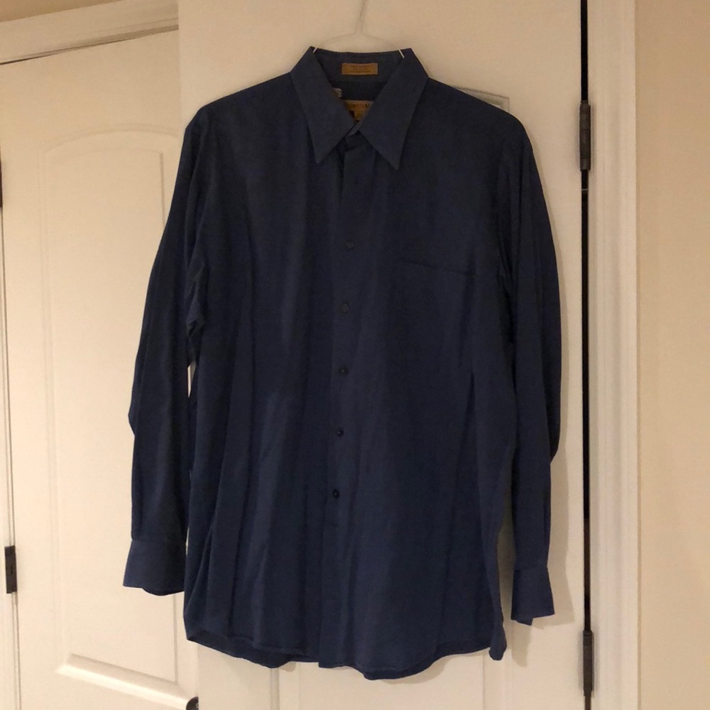 Men’s dress shirt in perfect condition